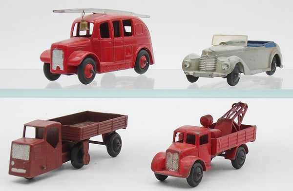 4 DINKY VEHICLES (1 of 2)
