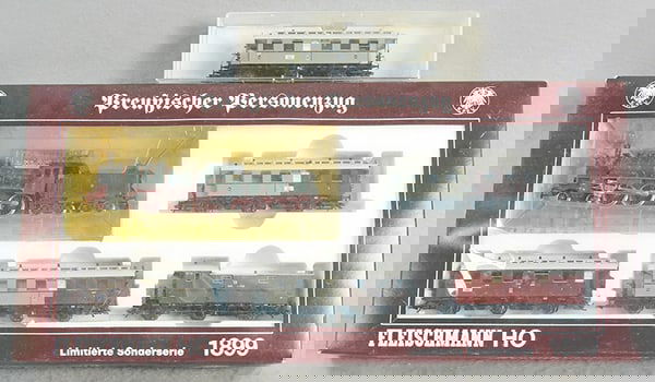 FLEISCHMANN GERMAN TRAIN SET (1 of 1)