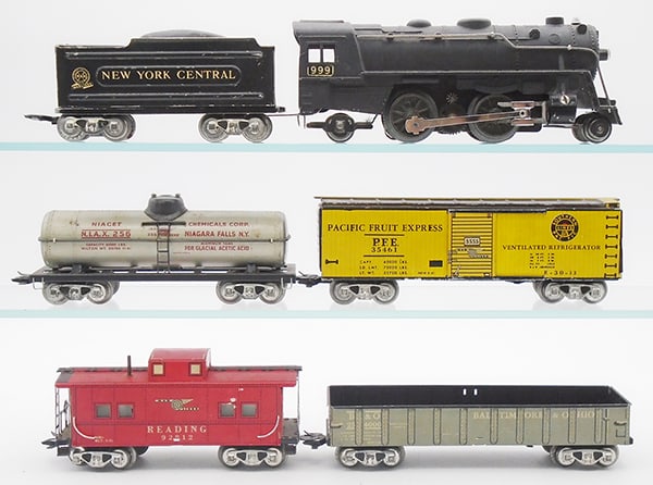 MARX 25000/12 NYC FREIGHT SET (1 of 4)
