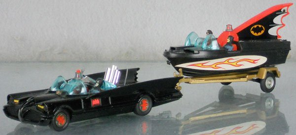 CORGI 267 BATMOBILE W/107 BAT BOAT: car has silver trim piece snapped off by Batman's head, missing rockets, car C8, boat C9-10.