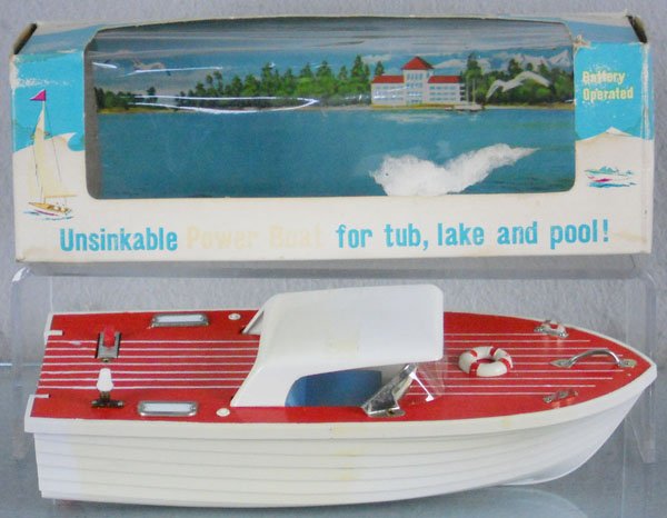 UNION CRAFT 901 POWER BOAT: Japan, plastic, battery operated, not tested, 9" long, orig box minor wear, C9.
