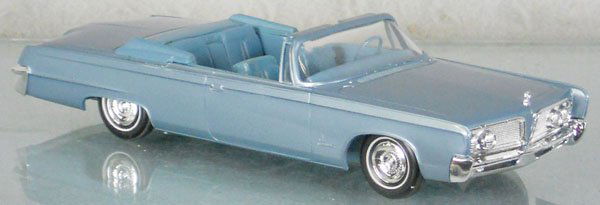 AMT 1964 CHRYSLER IMPERIAL PROMO: plastic, blue, C9.