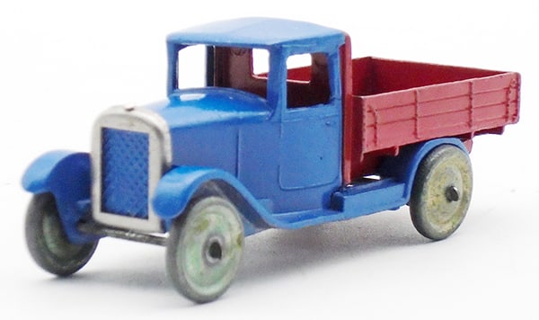 DINKY 22C MOTOR TRUCK (1 of 3)