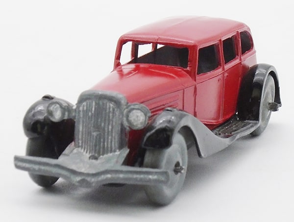 FRENCH DINKY 24B LIMOUSINE (1 of 2)