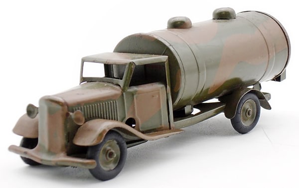MINIC 15M CF ARMY PETROL TANKER (1 of 2)