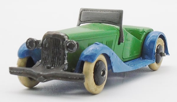 FRENCH DINKY 24H ROADSTER (1 of 2)