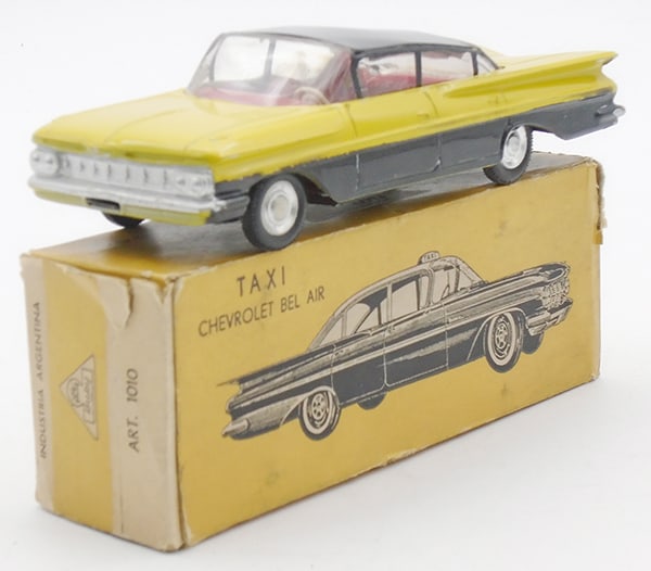 BUBY 1010 CHEVROLET TAXI (1 of 2)