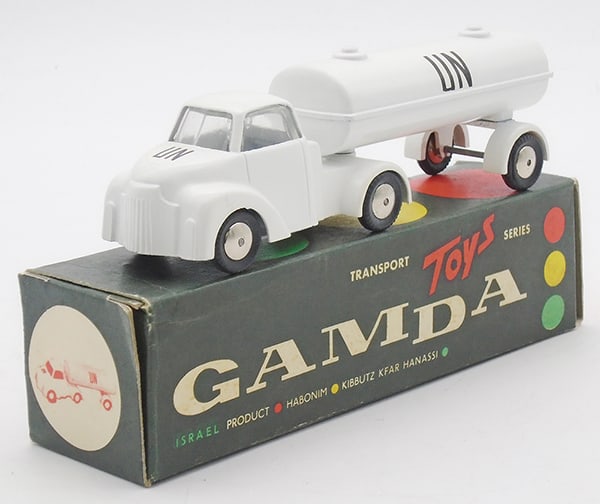 GAMDA UN TANK TRUCK (1 of 2)
