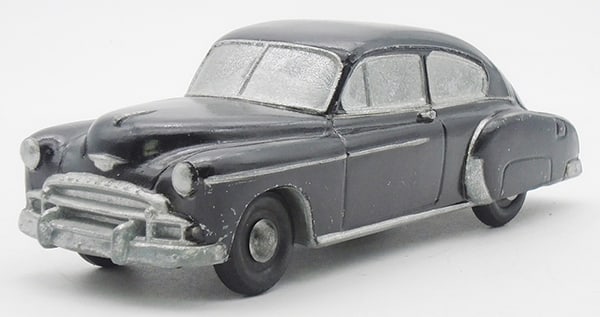 BANTHRICO 1950 CHEVY FLEETLINE AUTOBANK PROMO (1 of 2)