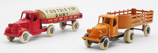 2 TOOTSIETOY MACK TRUCKS (1 of 2)