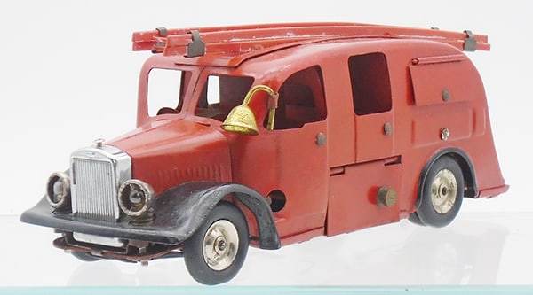 MINIC 62ME FIRE ENGINE (1 of 2)