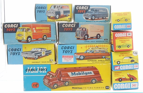 11 CORGI TOY EMPTY ORIG BOXES (1 of 1)