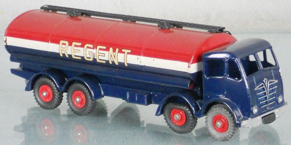 DINKY 942 REGENT FODEN TANKER: minor wear to white stripe, 2 tires flat, C8.