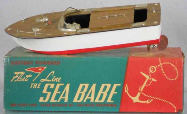 FLEET LINE SEA BABE BOAT: wood & plastic, battery operated, not tested, 12 1/2" long, orig box & insert, C8.