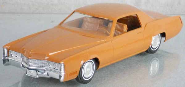 JOHAN 1969 CADILLAC PROMO: plastic, caramel, friction working, C8-9.