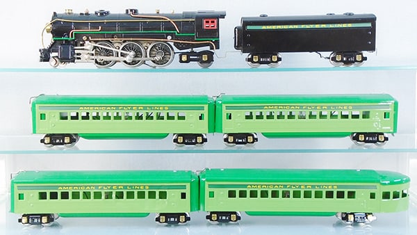AMERICAN FLYER HUDSON PASSENGER SET (1 of 2)