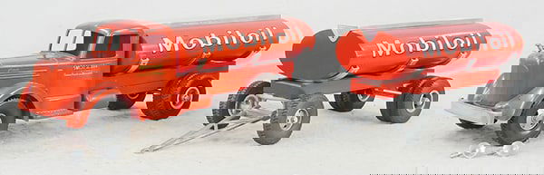 SMITH MILLER MACK MOBIL GAS TANDEM TANK TRUCK (1 of 2)