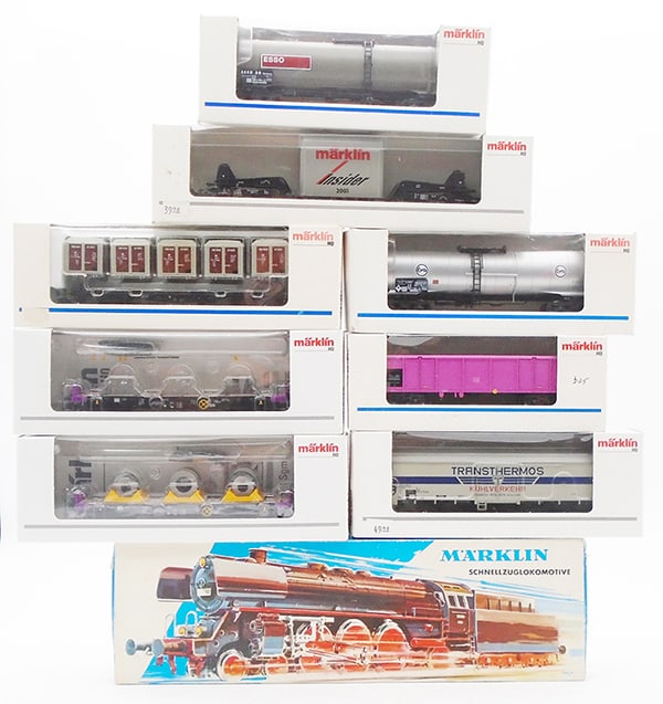 MARKLIN FREIGHT TRAIN SET (1 of 2)