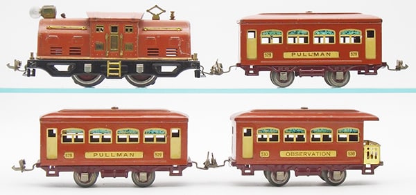 LIONEL TRAIN SET (1 of 2)