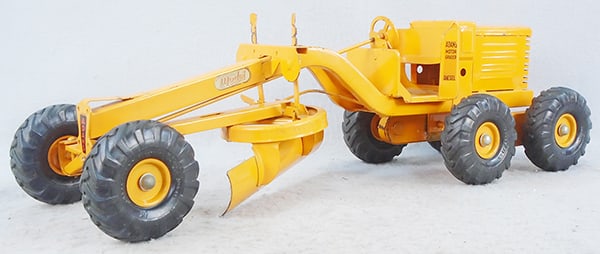 DOEPKE 2006 ADAMS ROAD GRADER (1 of 2)