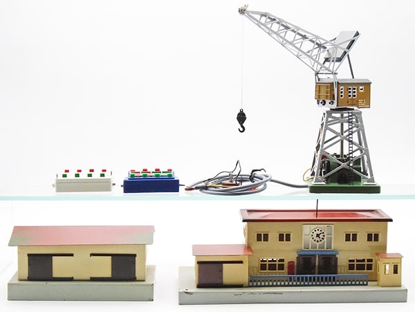 3 MARKLIN ACCESSORIES (1 of 2)