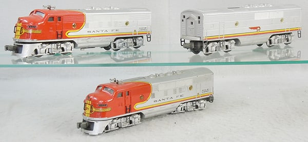 LIONEL 2343 SANTA FE ABA F3 DIESELS (1 of 3)