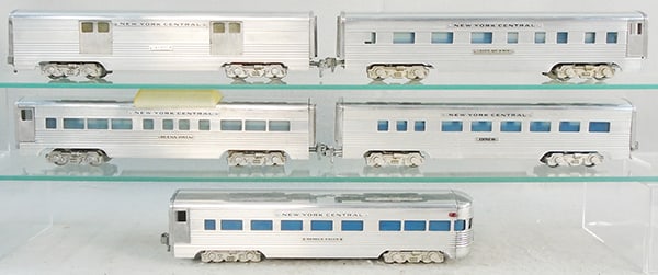 5 AMT NYC PASSENGER CARS: O ga, 4170 baggage, City of Erie Pullman, Buena Vista vista dome, diner, Seneca Falls obsv, all couplers intact, C7-8.