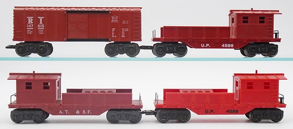 4 MARX FREIGHT CARS (1 of 3)