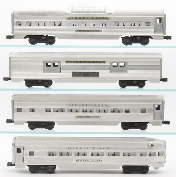 4 LIONEL SUPER SPEEDLINER PASSENGER SET (1 of 3)