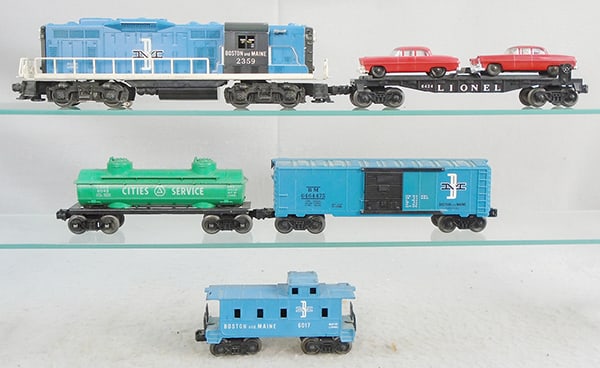 LIONEL BOSTON & MAINE TRAIN SET (1 of 3)