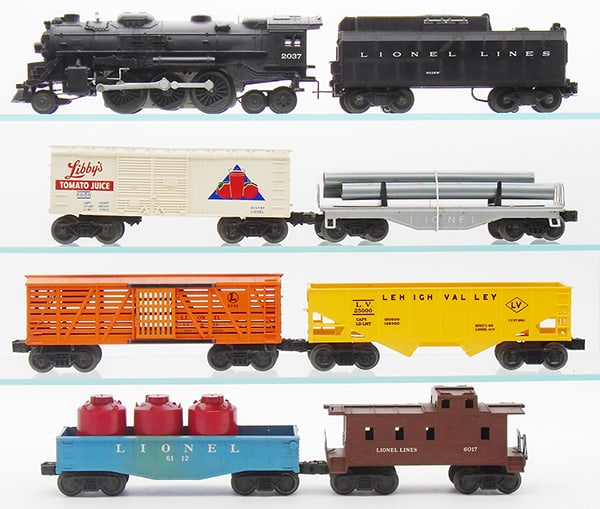 LIONEL TRAIN SET (1 of 3)