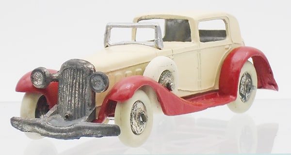 DINKY 24C TOWN SEDAN (1 of 3)