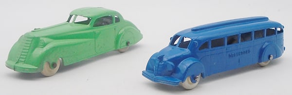 2 TOOTSIETOY JUMBO VEHICLES (1 of 2)