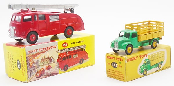 2 DINKY VEHICLES (1 of 2)