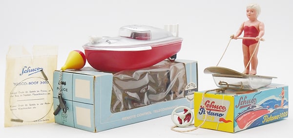 SCHUCO BOAT & SKIER SET (1 of 2)