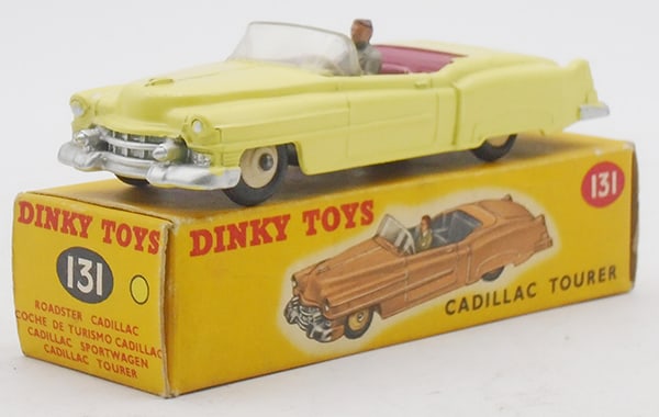 DINKY 131 CADILLAC TOURER (1 of 2)