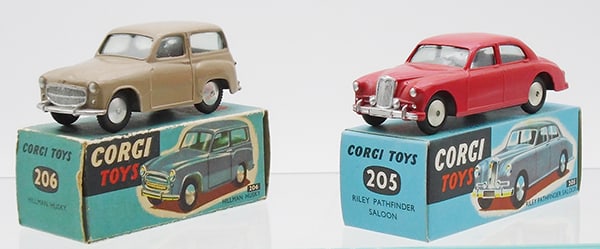 2 CORGI AUTOS (1 of 2)