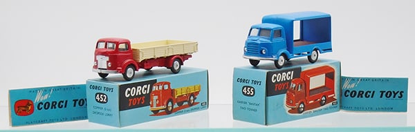 2 CORGI VEHICLES (1 of 2)