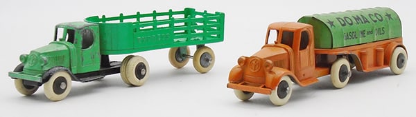 2 TOOTSIETOY MACK TRUCKS (1 of 2)