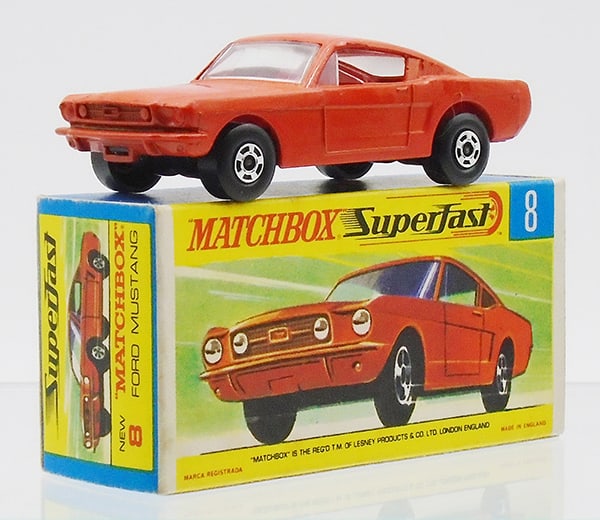 MATCHBOX SF 8A3 FORD MUSTANG (1 of 2)
