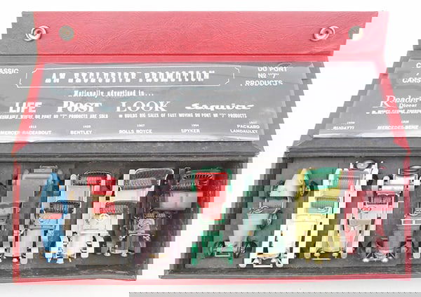 MATCHBOX SALESMANS SAMPLE DUPONT 7 CLASSIC CARS (1 of 1)