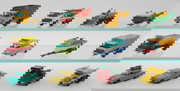 12 MATCHBOX VEHICLES: 37C2, 58C1, 43B2, 51B1, 70B1, 21C8, 9D1, 47C2, 56B1, 36C1, 2C1, 6C2, C7-9.