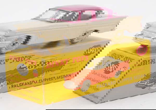 DINKY 180 PACKARD CLIPPER SEDAN (1 of 2)