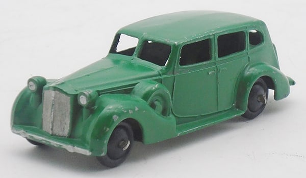 DINKY 39A PACKARD (1 of 2)