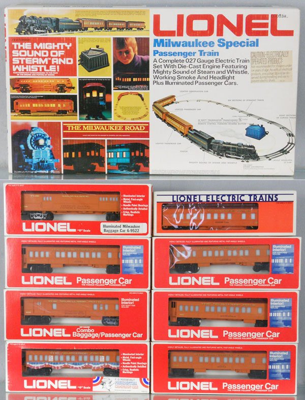LIONEL 1387 MILWAUKEE SPECIAL TRAIN SET: O ga, 8304 loco & tender w/cars 9511, 9527, 9501, 9506, 19003, 9504, 9505, 9522, orig boxes & set box minor wear, C8-9.