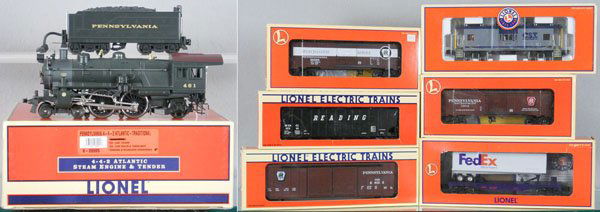 LIONEL PRR TRAIN SET: O ga, 28005 loco & tender, green, w/cars 29295, 29296, 17216, 17111, 17632, 19440, orig boxes minor wear, C8-9.