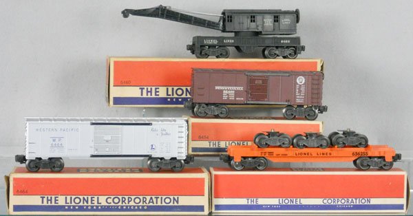 4 LIONEL FREIGHT CARS: O ga, 6460 Bucyrus crane, 6454 PRR box car, 6464-1 WP box car, 6362 rail truck car, orig boxes minor wear, C5-7.