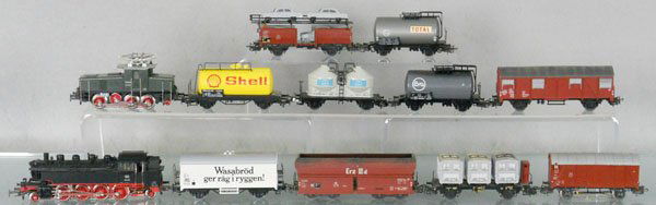 2 MARKLIN TRAIN SETS: HO ga, 3096 tank loco w/cars 4566, 4624, 4614, 4505, missing 1 light, 3001 CE800 electric loco, paint disturbed & chipped on roof, w/cars 4442, oxidation on axles, 4661, Eva tank, box car, 4613, 4645,