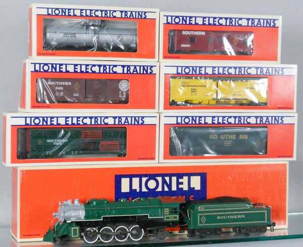 LIONEL TRAIN SET: O ga, 8309 Southern Mikado loco & tender, w/cars 9887, 6104, 6306, 9451, 6431, 7304, orig boxes, C8-9.