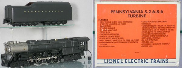 LIONEL 18010 PRR TURBINE LOCO & TENDER: O ga, w/smoke & sound, orig box minor wear, C8.